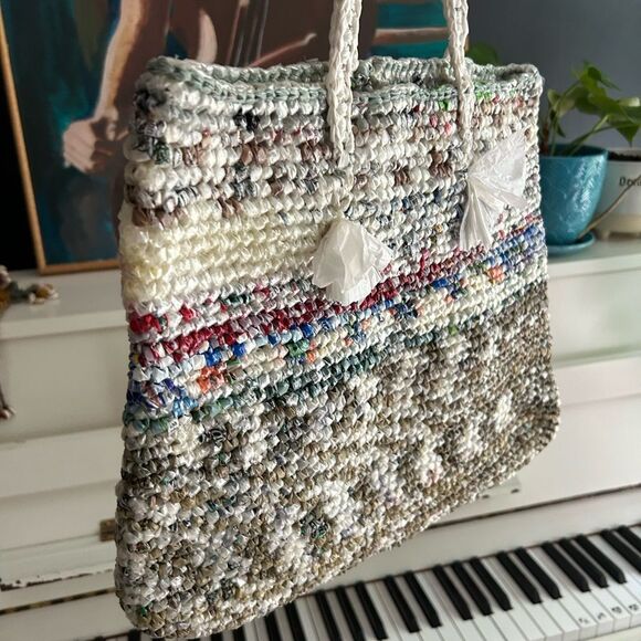 Hand crafted Woven Plastic Bag Eco-Friendly Multicolor Tote Bag 16" x 13" - Picture 16 of 16